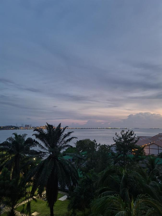 Glory Beach Resort Seaview Private 2Br Porto Dickson Exterior foto