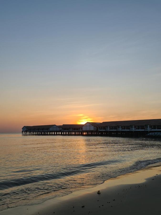 Glory Beach Resort Seaview Private 2Br Porto Dickson Exterior foto